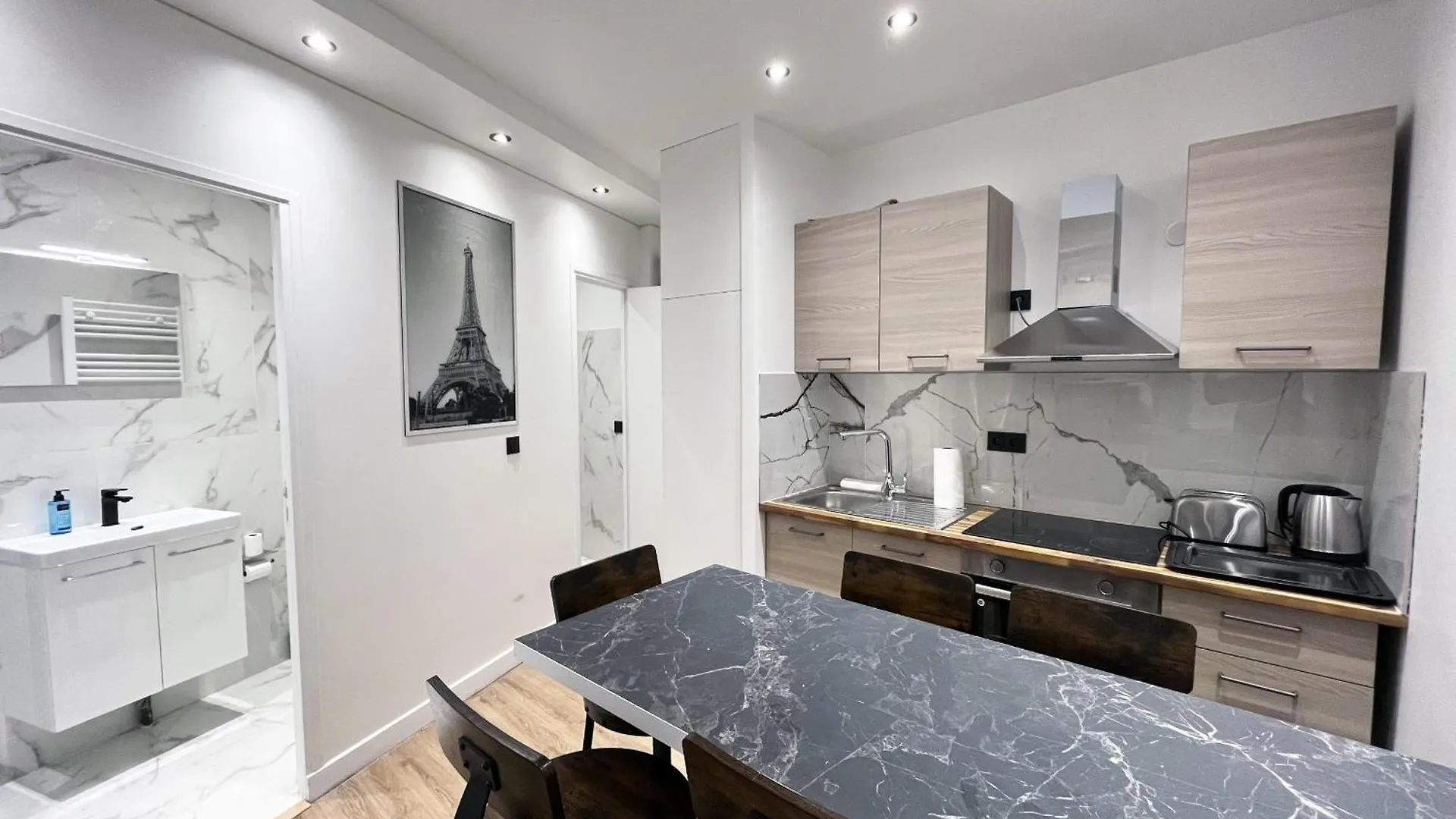 Apartment Urban Flat 173 - Charming Flat Atelier Gaite Montparnasse *